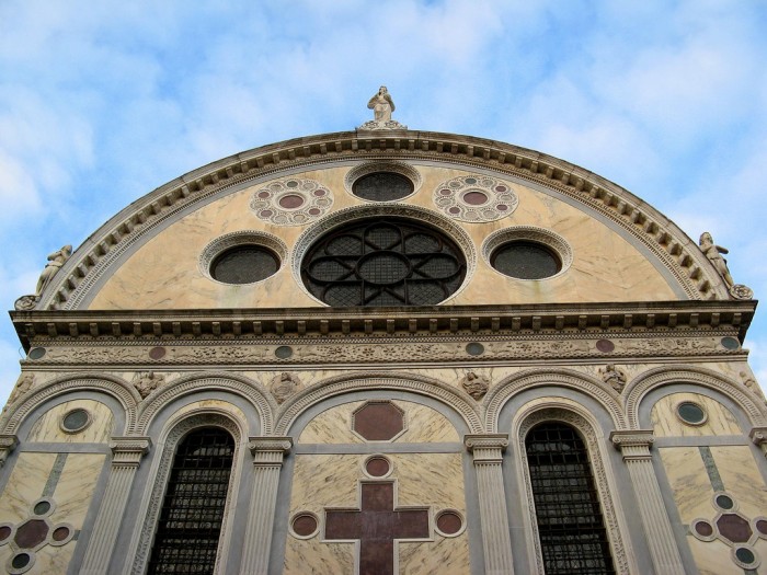 Santa Maria dei Miracoli | Photo Flickr user @harshlight