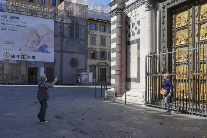 Elderly Florentine tourists