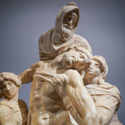 Michelangelo’s Pietà after restoration, Ph. Alexandra Korey